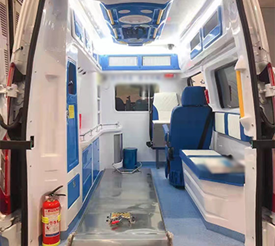 宜黄县车辆内部展示